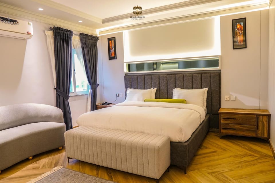 Le Aura Grand Hotel Hotel in Lahore