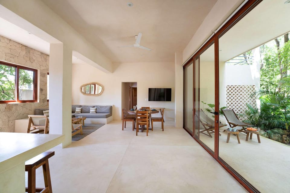 Luxe Ground-Floor 3BR Jungle Retreat with Plunge Pool House in Tulum