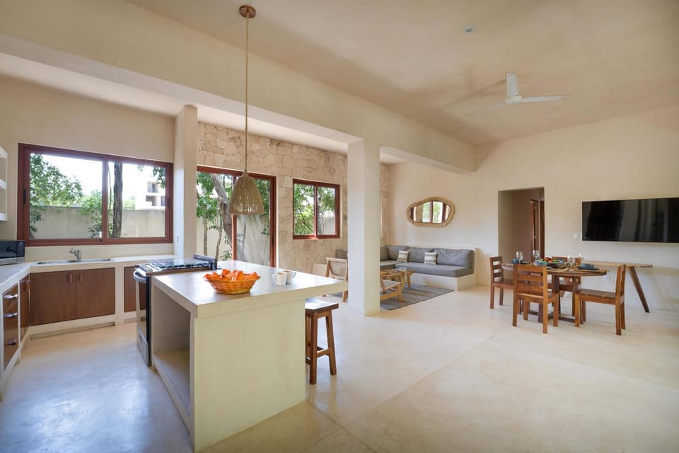 Luxe Ground-Floor 3BR Jungle Retreat with Plunge Pool House in Tulum