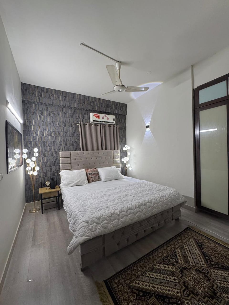 Park Avenue Apartment in Islamabad Capital Territory