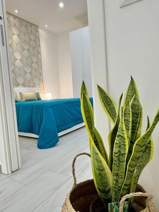 Bed, Living room, Seating area