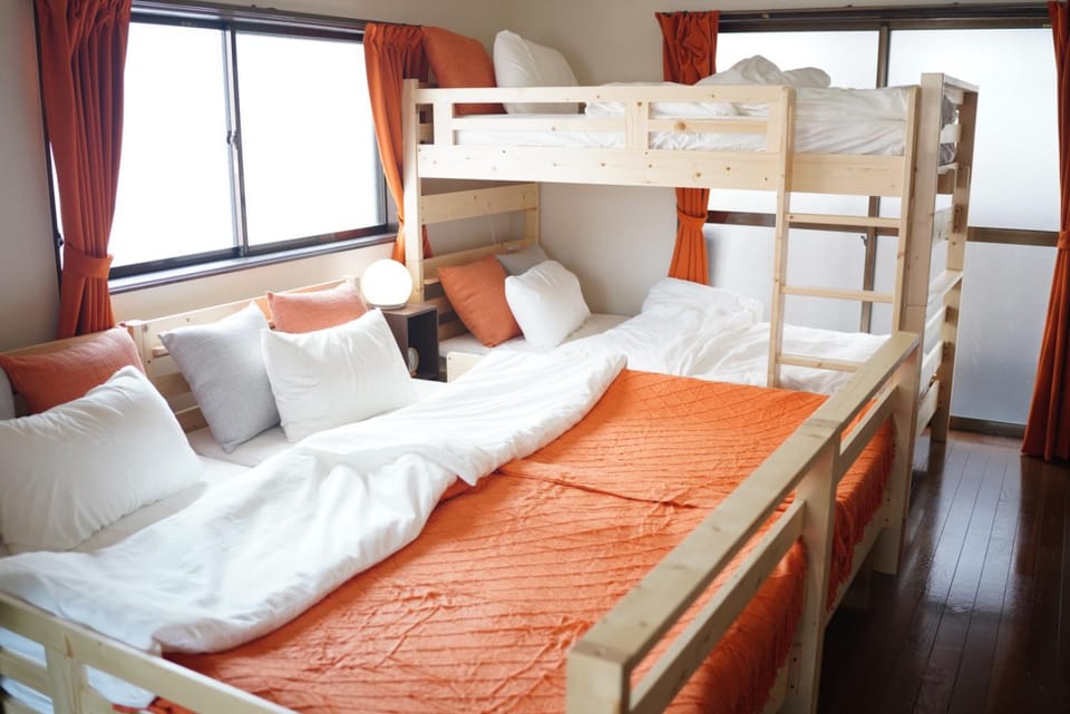 Bed, Bedroom, bunk bed