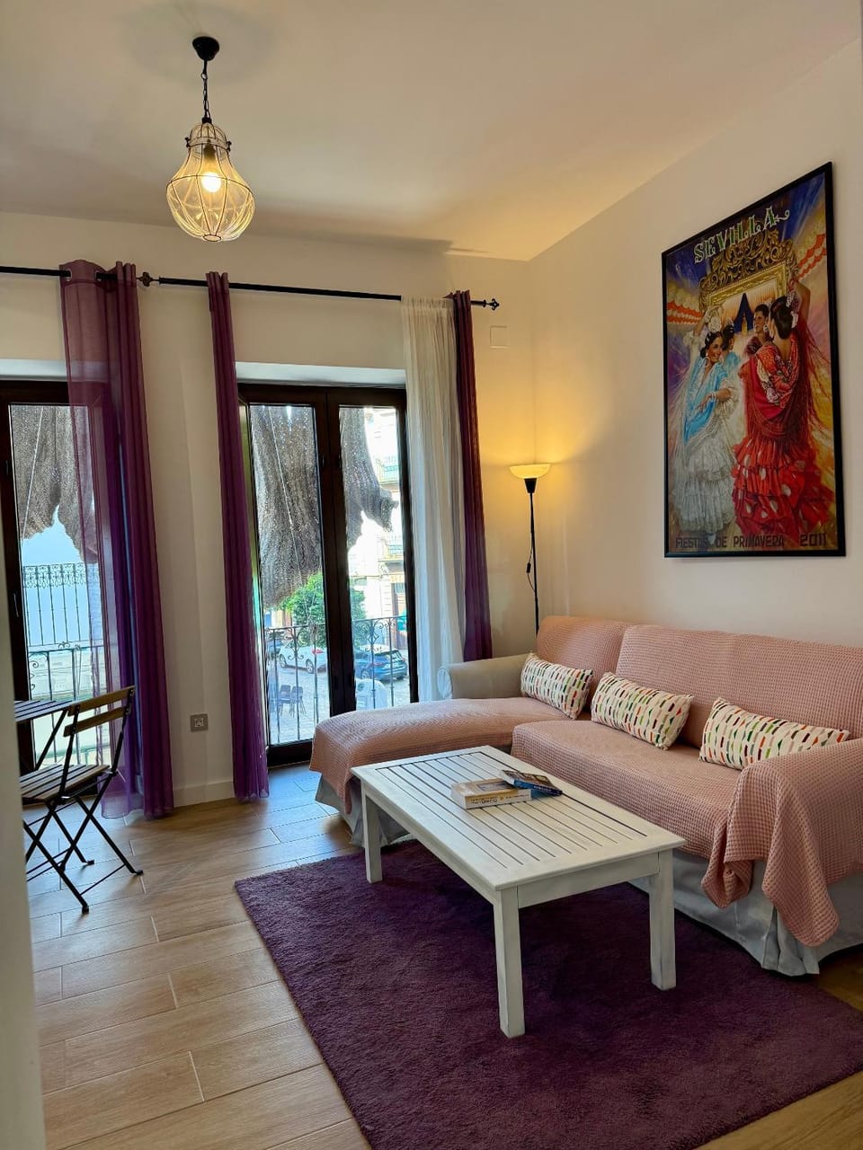 Cast2 Apartment right next to Puente Triana Apartment in Seville