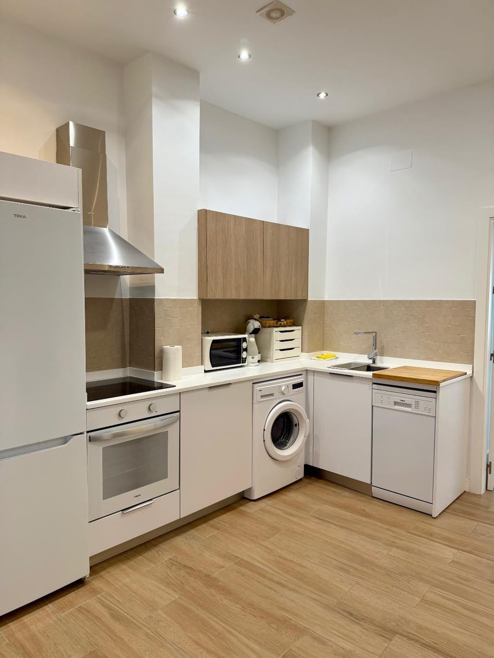 Cast2 Apartment right next to Puente Triana Apartment in Seville