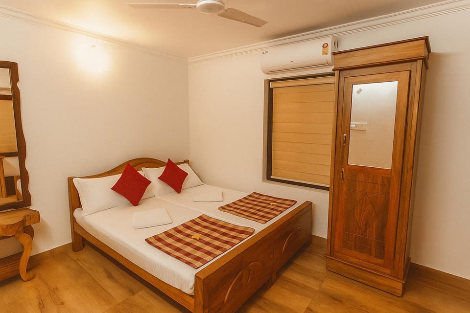 Photo of the whole room, Bedroom