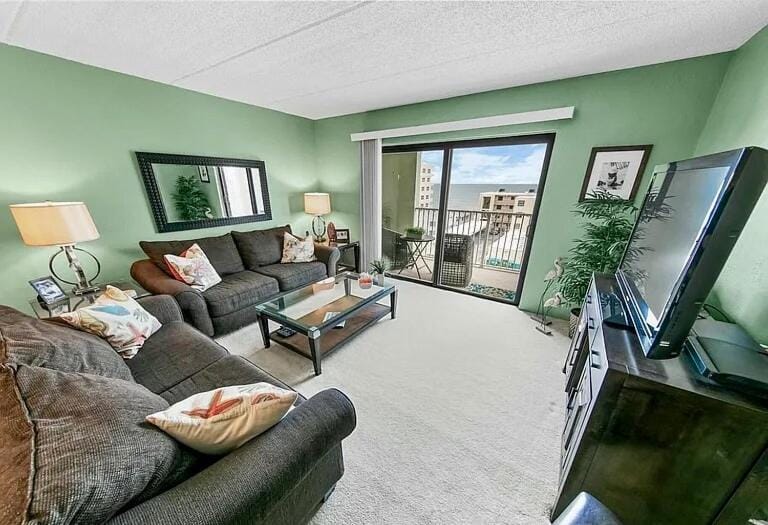 Immaculate 2BR 2 Bath Beachside Condo Apartment in Daytona Beach Shores