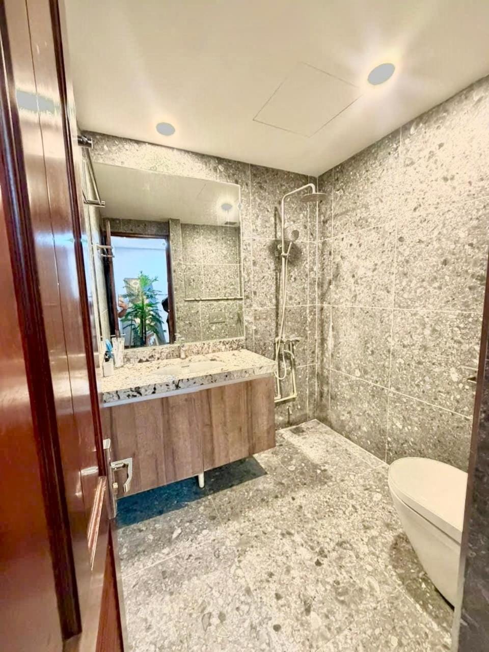 Simi Homes West Lake Hanoi Apartment in Hanoi