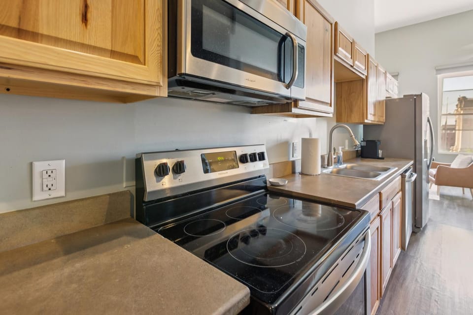 Rustic-Industrial Loft with Courthouse Views apts Apartment in Bloomington