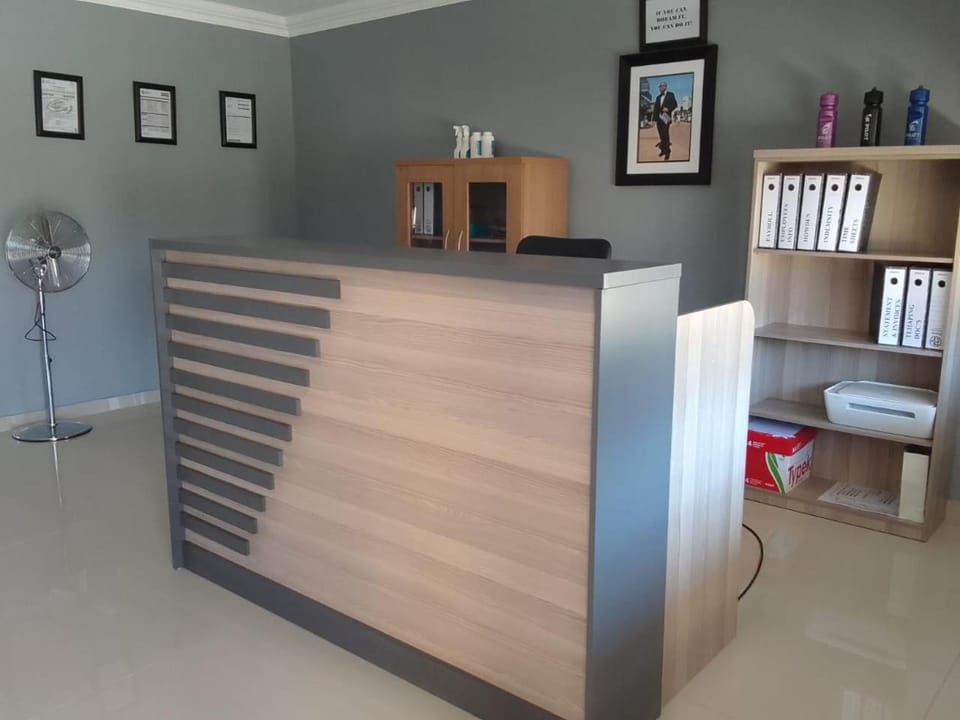 Tlhaping Guest Lodge Bed and Breakfast in KwaZulu-Natal