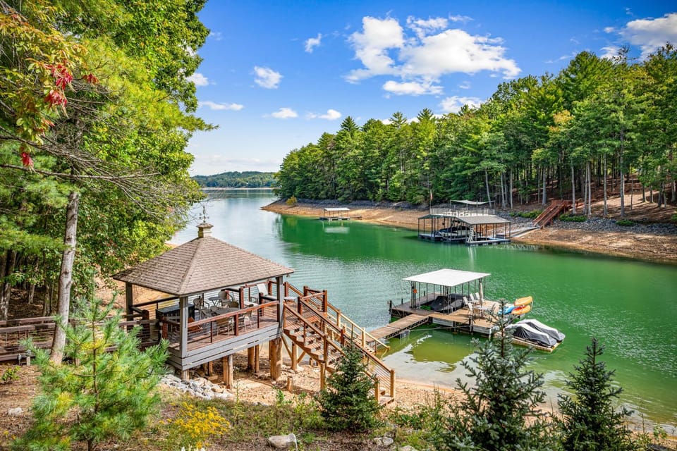 Gleesome Inn House in Blue Ridge Lake