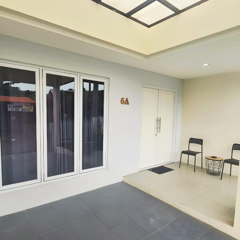 Aurora Homestay Malioboro Unit 2 House in Yogyakarta
