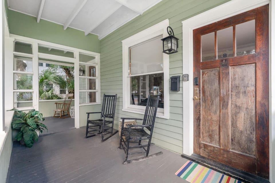 Old City Charm l Historic l Walk to St George Apartment in Saint Augustine