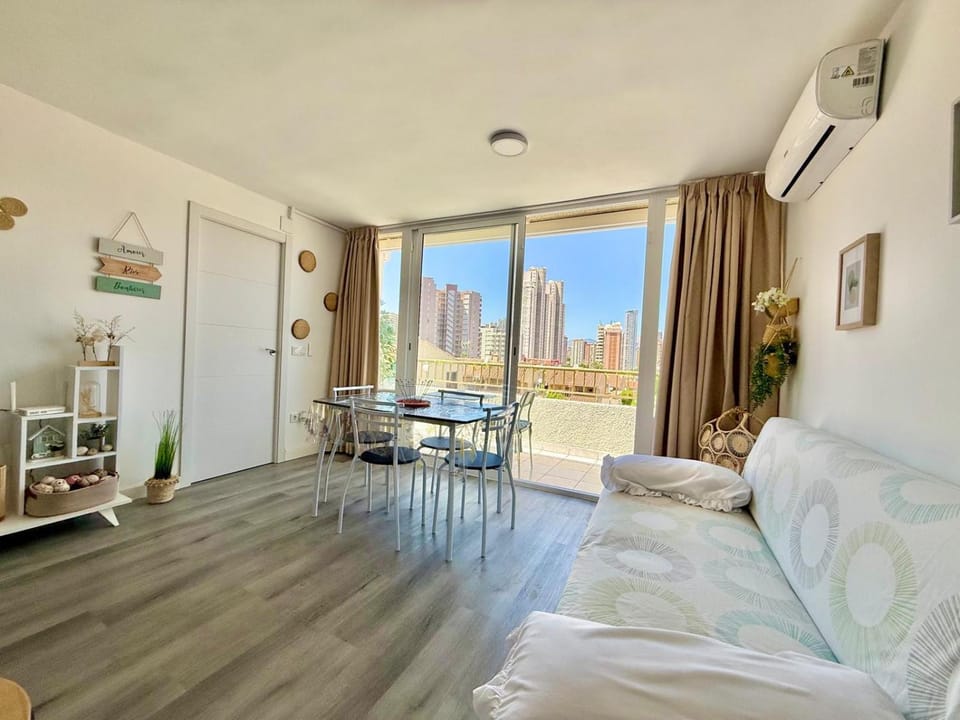 Cozy Apartment La Siesta de Leane Apartment in Benidorm