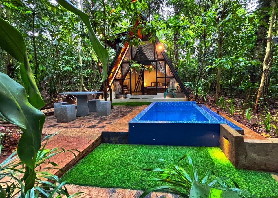 Property building, Swimming pool