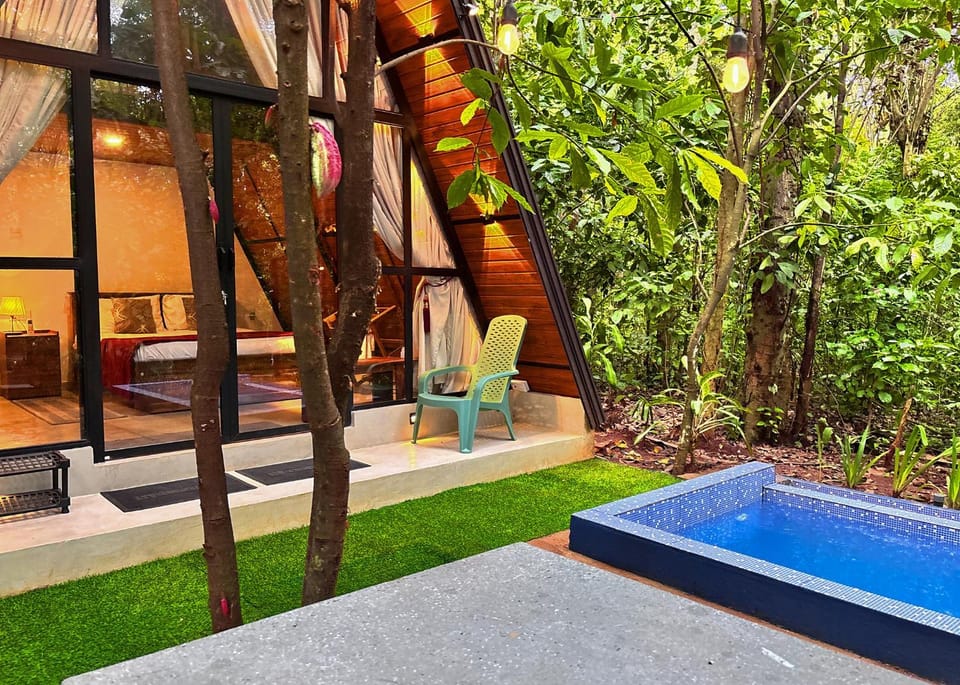 Property building, Swimming pool