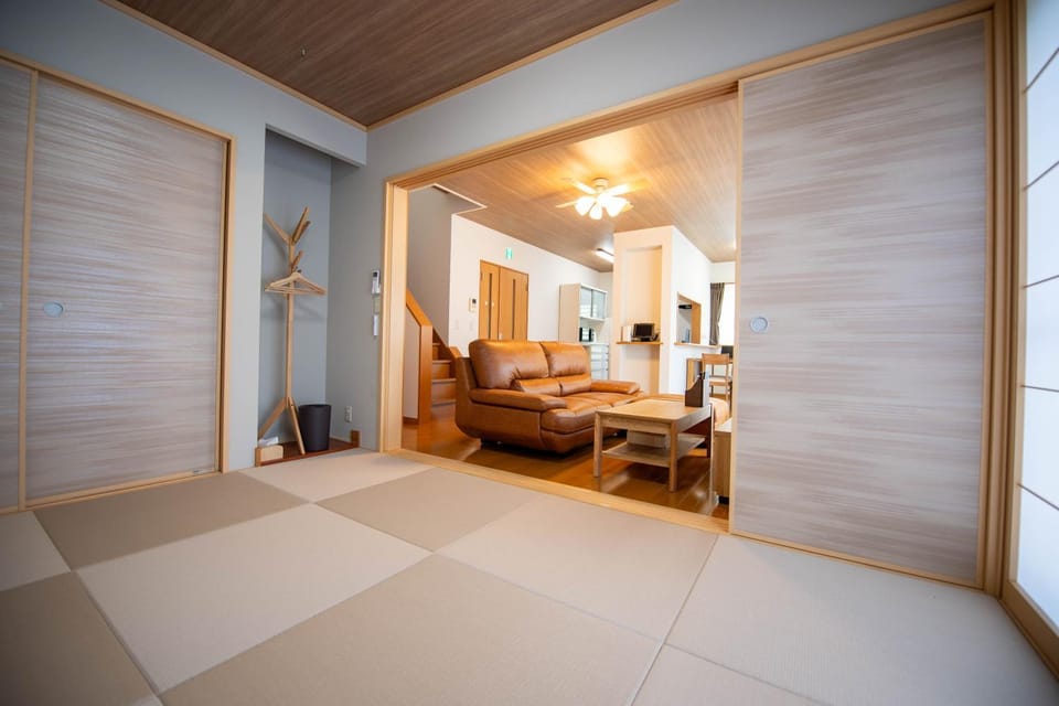 飛梅の宿Tobiume inn Apartment in Fukuoka Prefecture