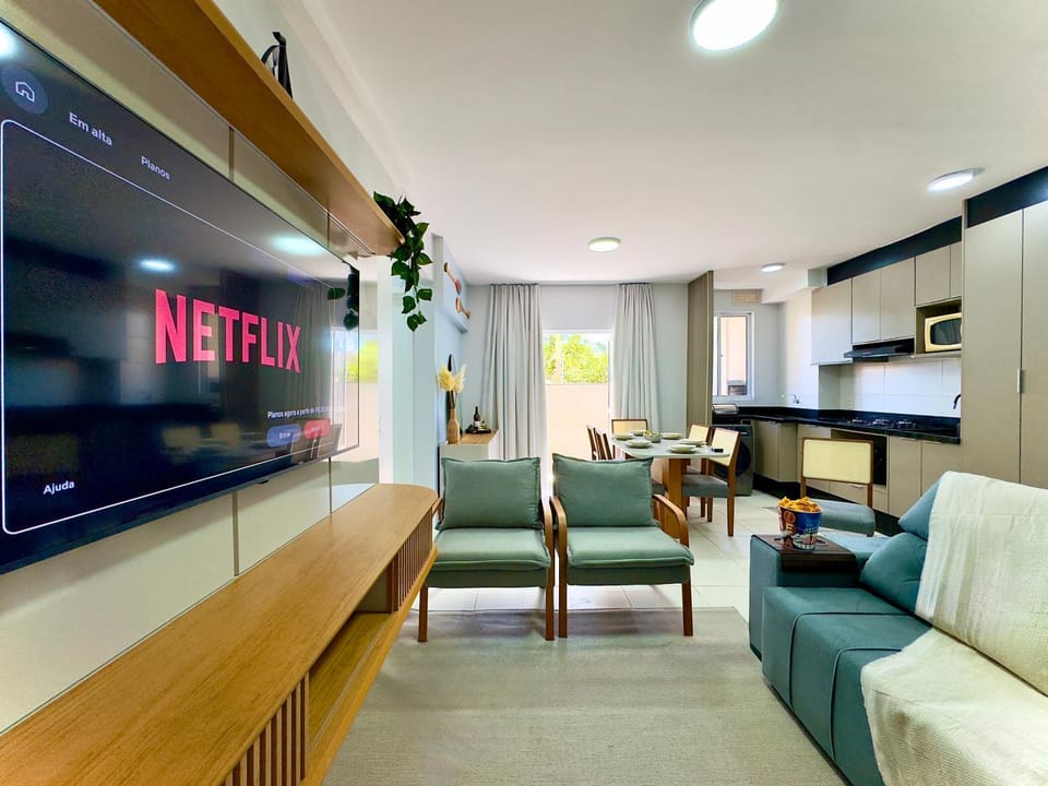 Communal lounge/ TV room, TV and multimedia, Living room, Seating area