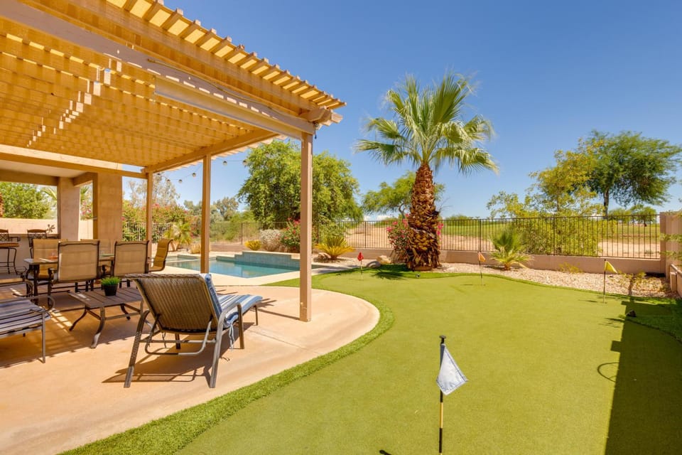 Private Pool & Fairway View: Phoenix Golf Retreat! House in Phoenix
