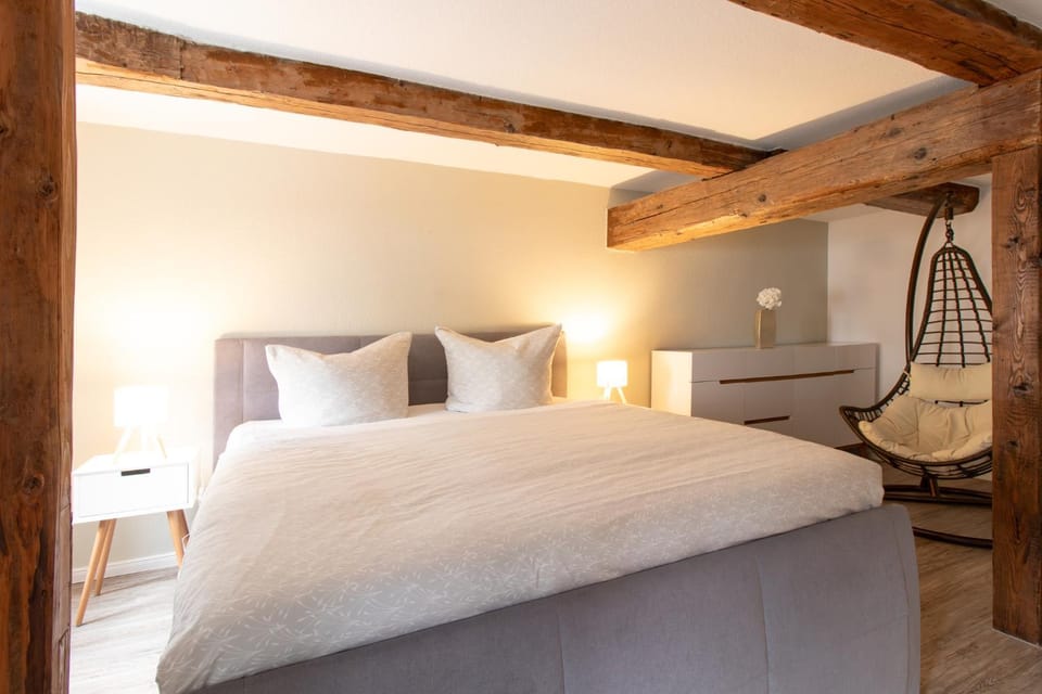 Bed, Bedroom