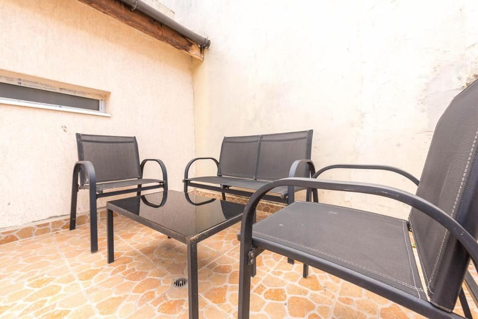 2br Maisonette in the center Apartment in Varna