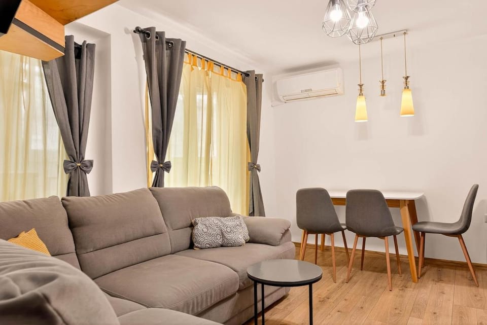 2br Maisonette in the center Apartment in Varna