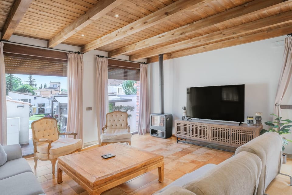 Property building, Living room