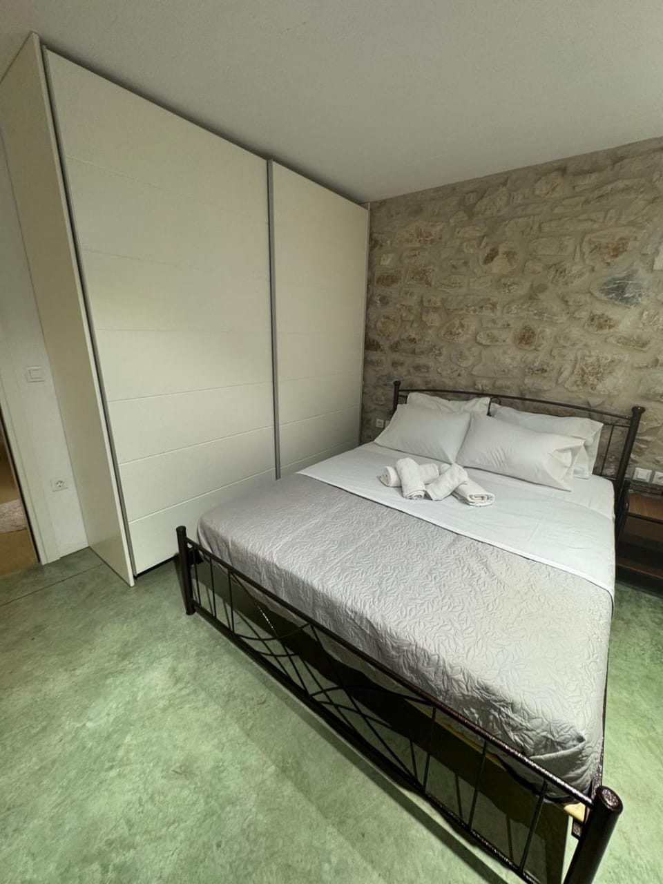 Bed, Bedroom, wardrobe