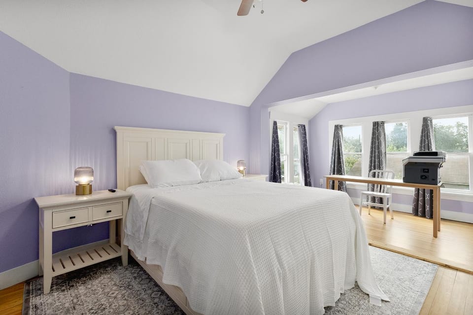 Bed, Bedroom
