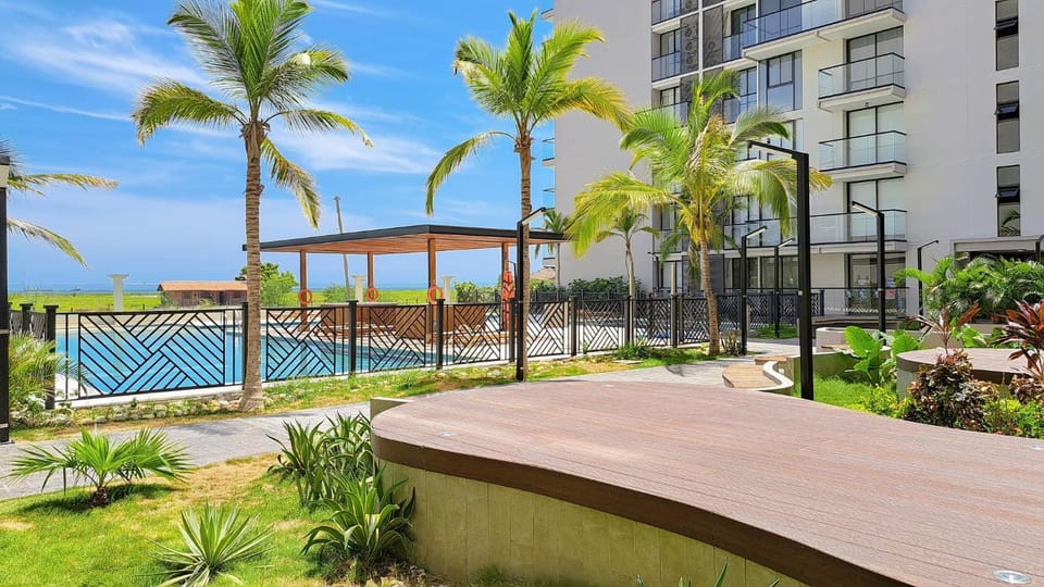 Garden view, Pool view