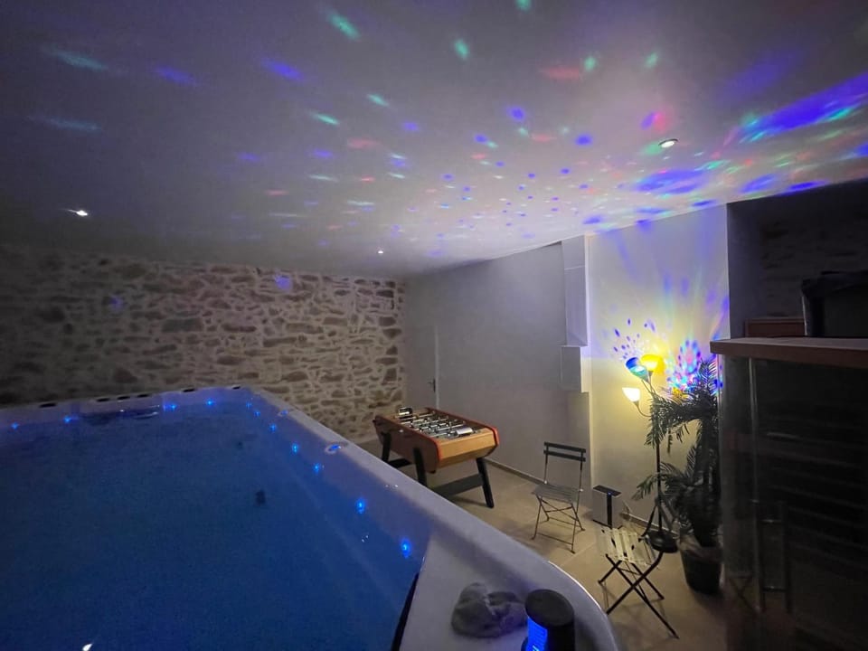 Spa and wellness centre/facilities, Swimming pool