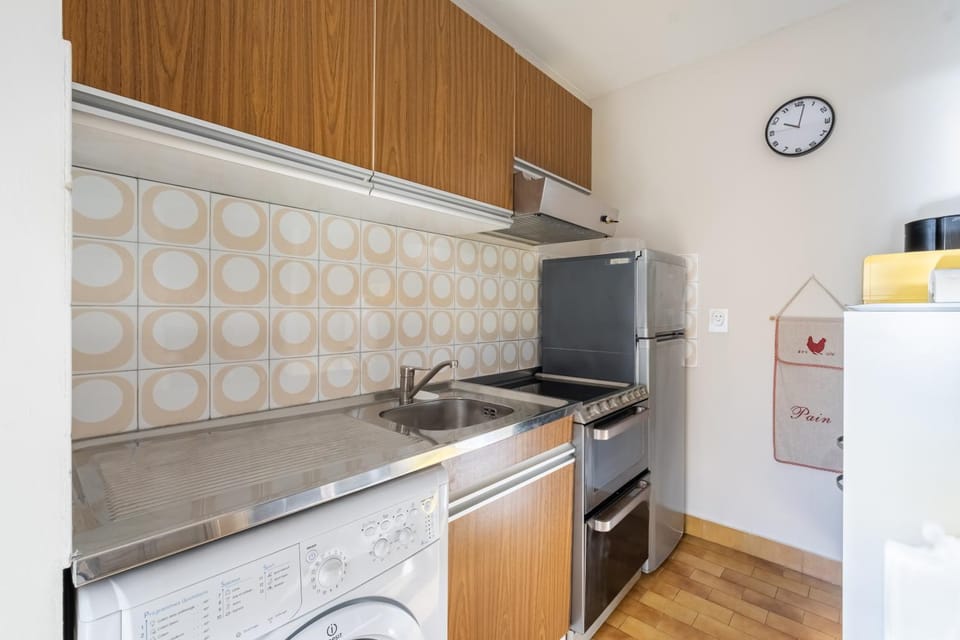 Kitchen or kitchenette, Living room