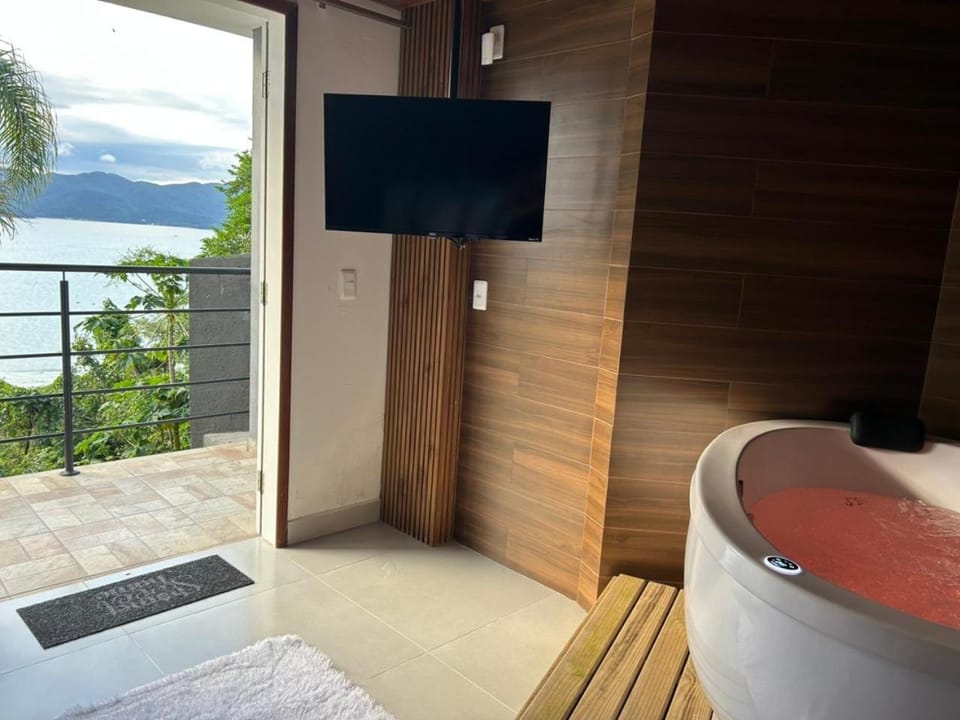suite alto da colina Inn in Florianopolis
