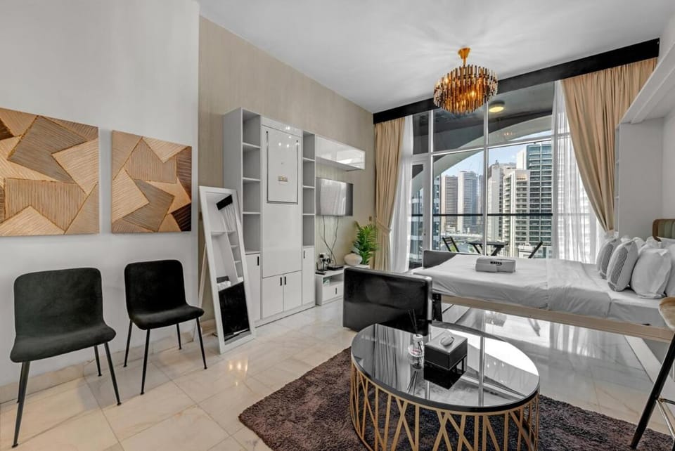 Waves - Vibrant Studio, Perfect For Couples Apartment in Dubai