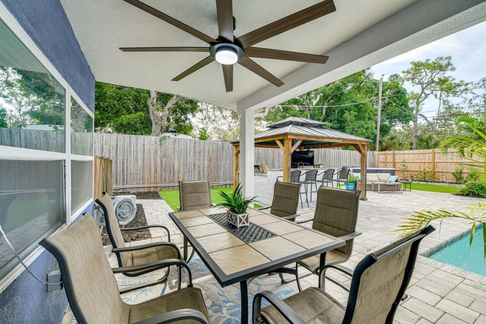 Backyard w/ Pool & Games! Family Home in Bradenton House in Bradenton