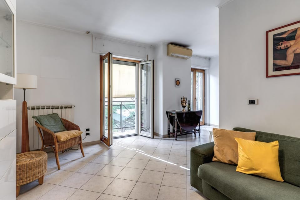 Spacious flat near Vaticano Apartment in Rome