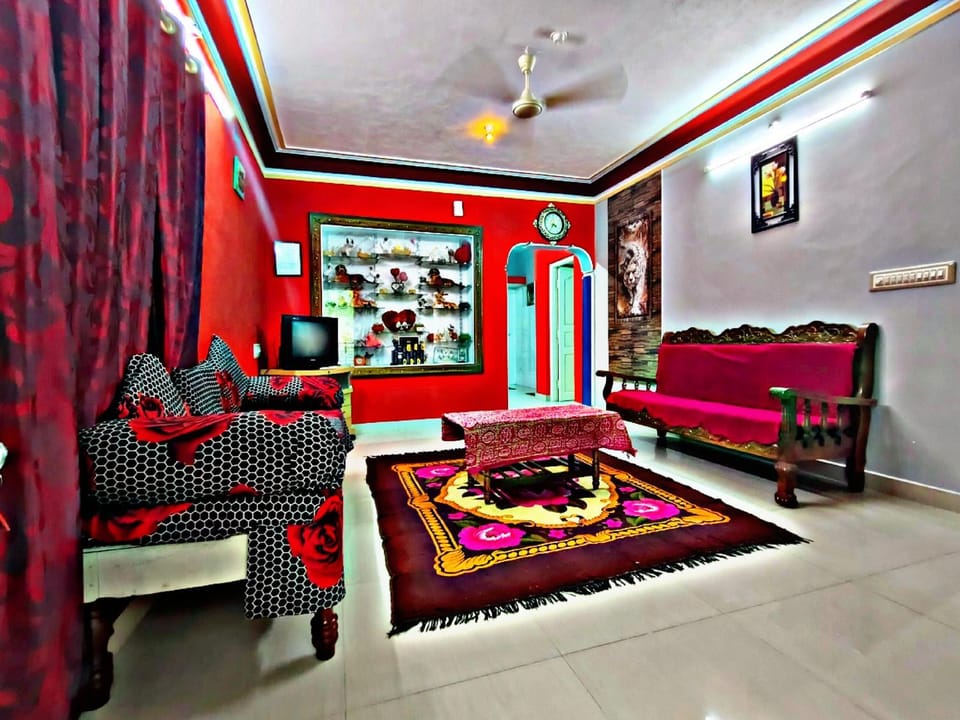 Zawa Home stay,coorg Bed and Breakfast in Madikeri