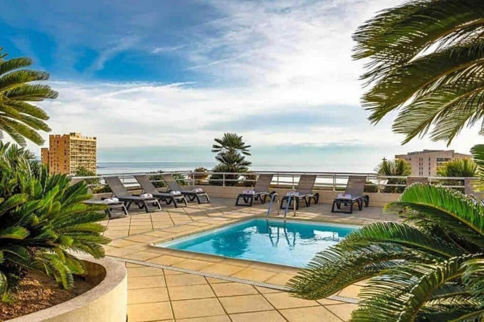 Pool view, Swimming pool