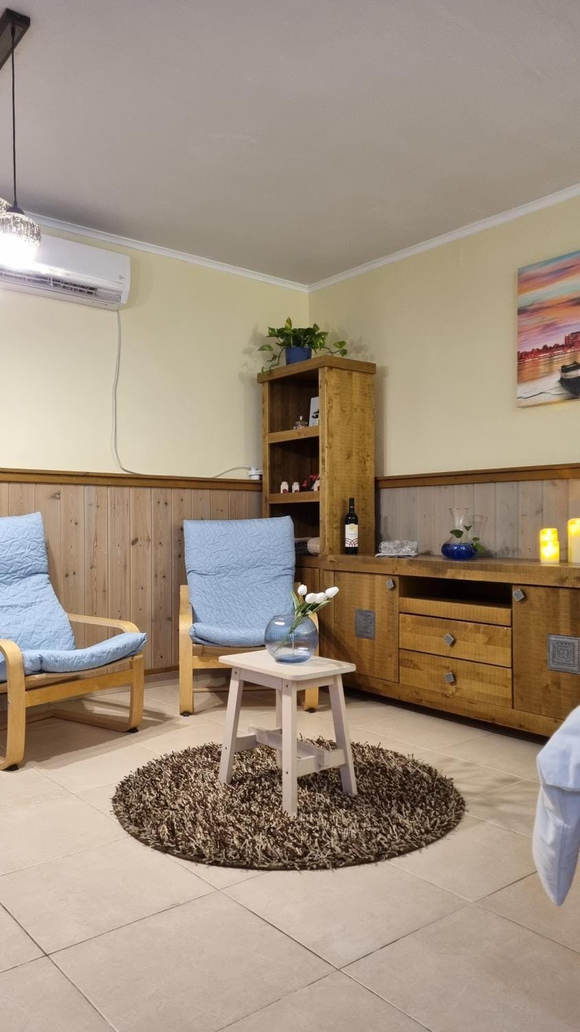 Mandolina Apartment in North District