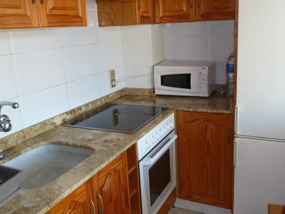 Primer piso de 2 habitaciones en unifamiliar frente al mar Apartment in Ribera Baixa