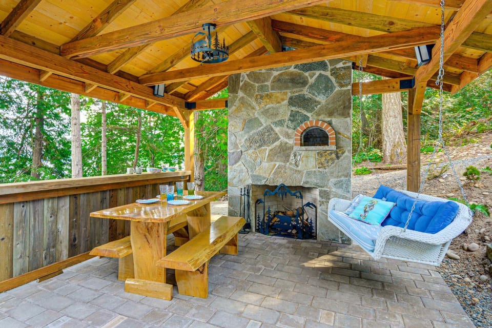 Hood Canal Views: Remote Cabin in Quilcene! Cabin in Hood Canal