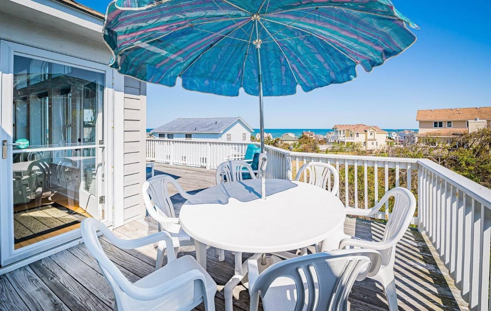 Shorehaven Too - Duck, Carolina Dunes, Ocean View, 220 Yds to Beach, Rec Room, Foosball House in Duck