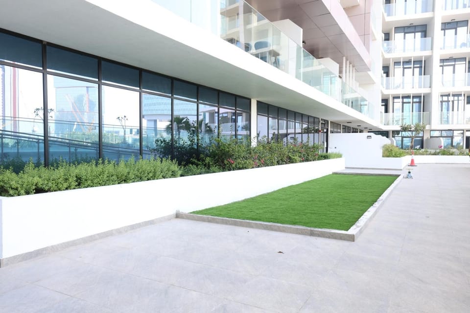 Sea View 1BR in Maryah Vista near Cleveland Apartment in Abu Dhabi