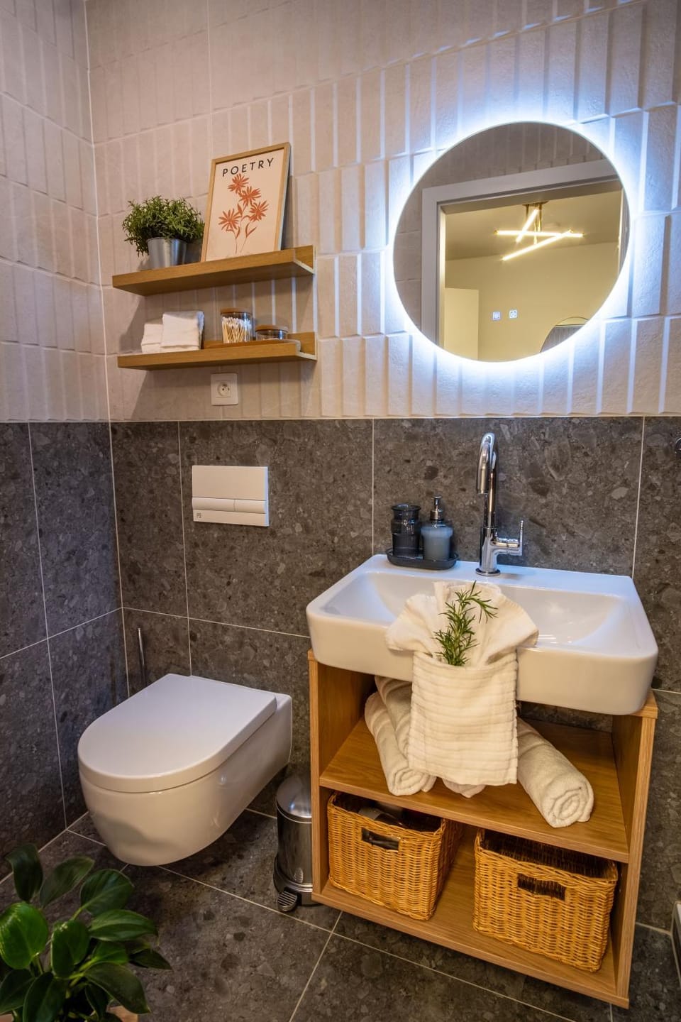 Toilet, Bathroom