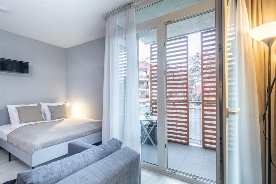 Comfy flat with balcony Apartment in Budapest