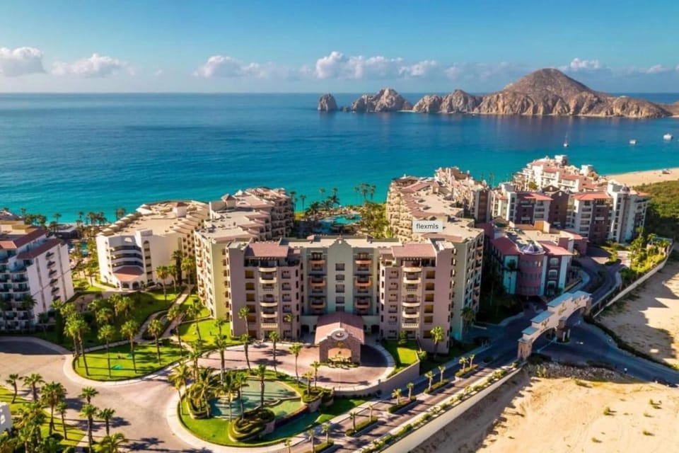 Beachfront, Ocean View, Top Floor, Medano Beach House in Cabo San Lucas