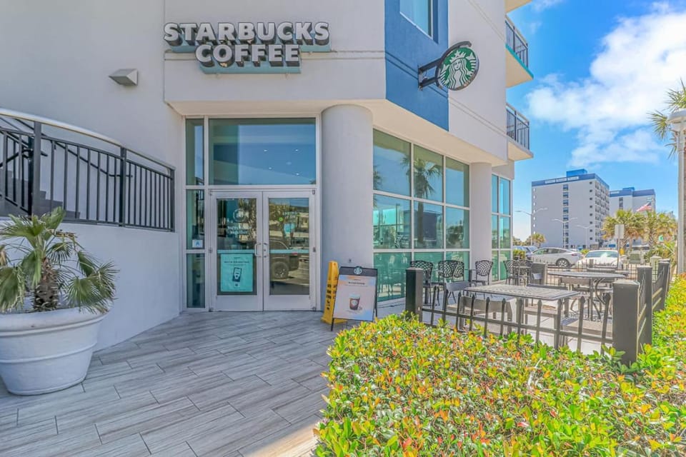 1BR Direct Ocean Front Suite Newly Renovated House in Myrtle Beach