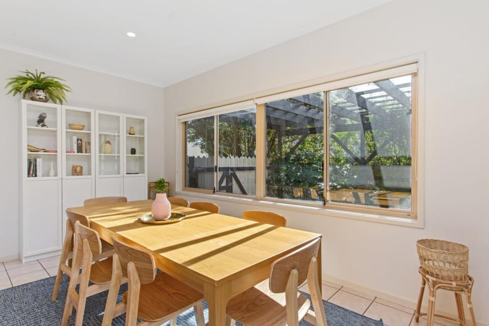 APOLLO BAY HOLIDAY HOUSE - family home wifi House in Apollo Bay