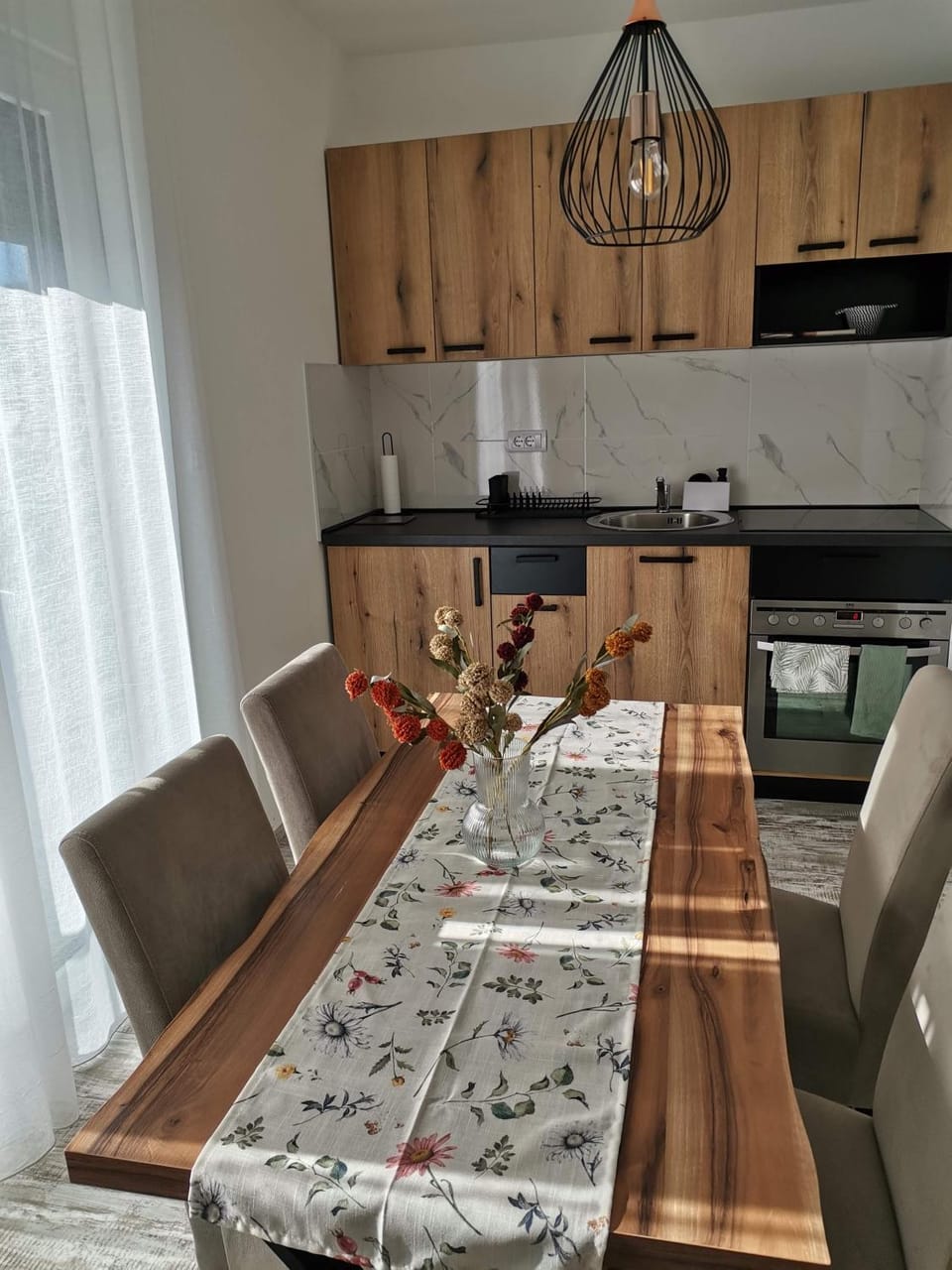 Leona C0 - Moderan apartman blizu ski staze Apartment in Zlatibor District, Serbia