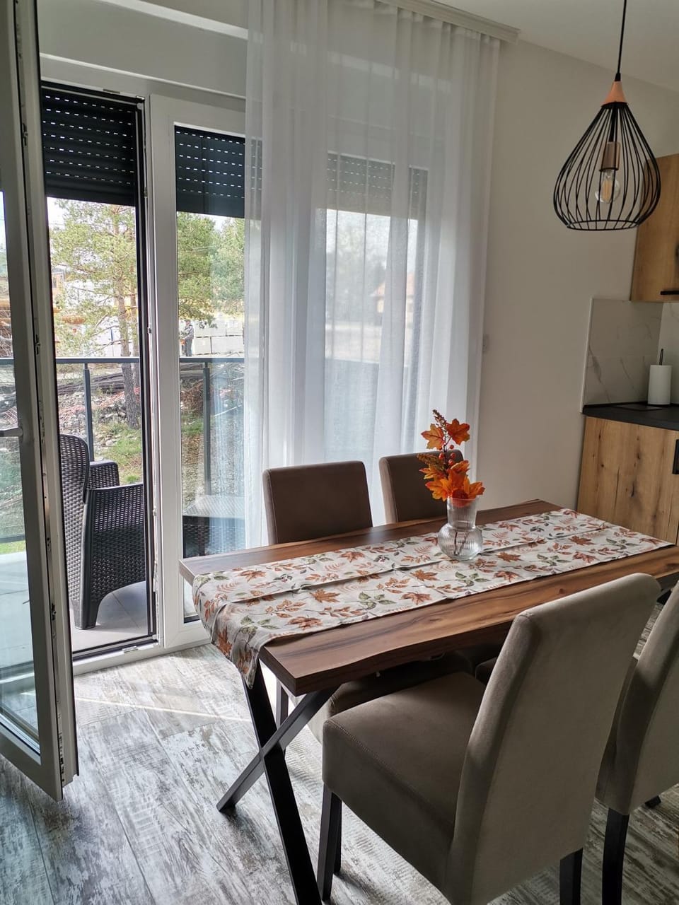 Leona C0 - Moderan apartman blizu ski staze Apartment in Zlatibor District, Serbia