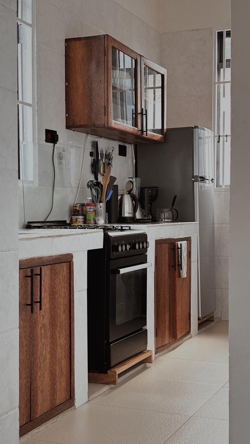 Kitchen or kitchenette, Communal kitchen, Internal: Not applicable to any particular room